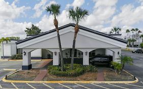 Stayable Orlando At Florida Mall Exterior photo