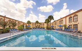 La Quinta Inn By Wyndham Orlando International Drive North Exterior photo