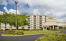 Doubletree By Hilton Orlando East - Ucf Area Hotel Exterior photo