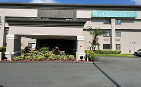 La Quinta By Wyndham Orlando South Hotel Williamsburg Exterior photo