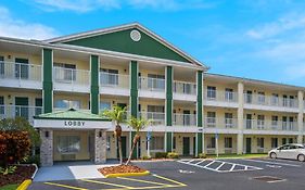 Hometowne Studios By Red Roof Orlando - Ucf Area Alafaya Exterior photo