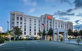 Hampton Inn & Suites Orlando International Drive North Exterior photo